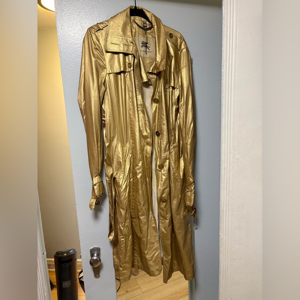 Burberry Gold Women's Trench Coat - Picture 3 of 14